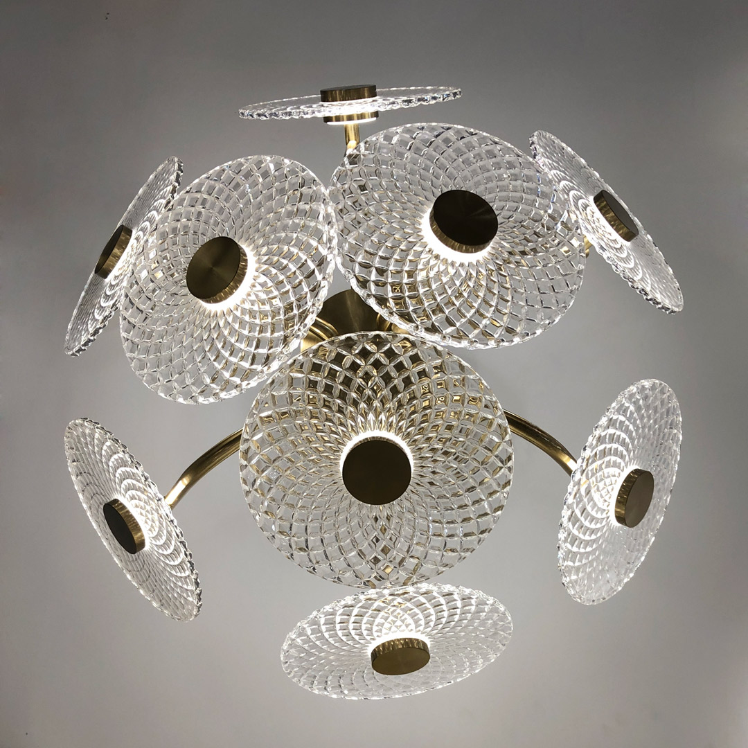 Потолочная люстра Cloyd HELION 10672 70140₽