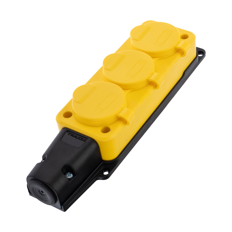 Розеточный блок на 3 поста Rexant 111-126 1160₽